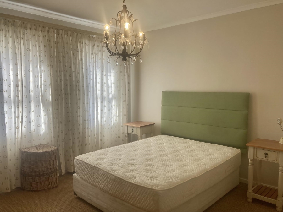 To Let 3 Bedroom Property for Rent in Kenilworth Upper Western Cape